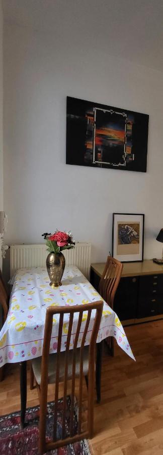 Bright Studio Close To Zaventem Airport Brüsszel Kültér fotó